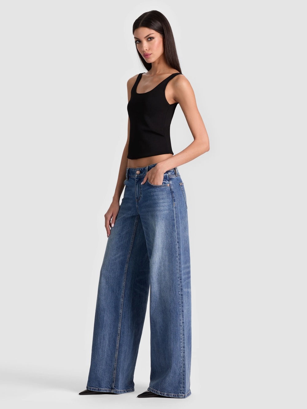 40. Alice + Olivia • NWOT $550 US Wide Leg Blue Jeans